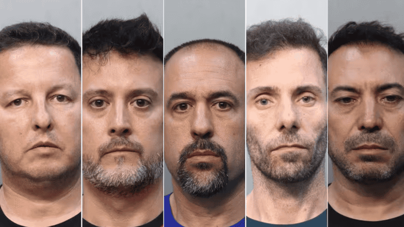 El material fílmico muestra que los cinco actuaban de forma coordinada.