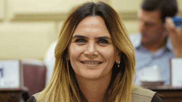 En su vestidor virtual se pueden encontrar desde remeras por $20.000 hasta sacos que alcanzan los $450.000.