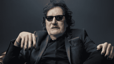 El actor y gestor cultural Mariano Cabrera impulsó la iniciativa que busca replicar el homenaje en Nueva York que se le hizo a Charly en 2023 (la intersección entre Walker St. y Cortlandt Alley, Charly García Corner).