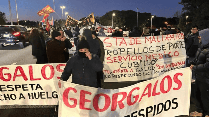  La empresa atribuye la medida a la caída de ventas y a la competencia de golosinas importadas. 