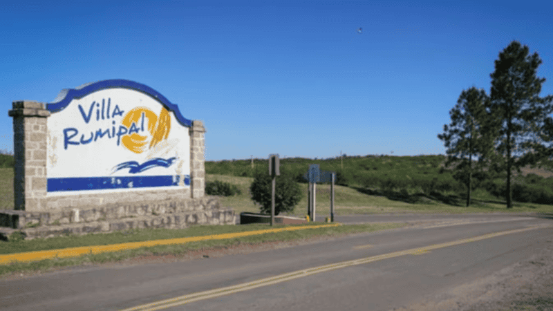 El operativo se activó luego de que vecinos denunciaran un olor nauseabundo en la zona.