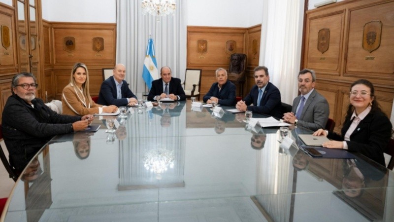 Representantes del Consejo de Mayo.