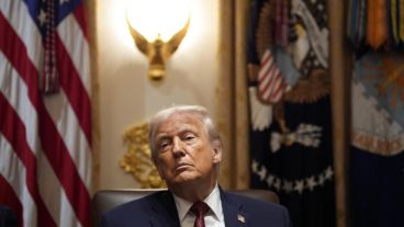 Trump anunció la confiscación de un petrolero.