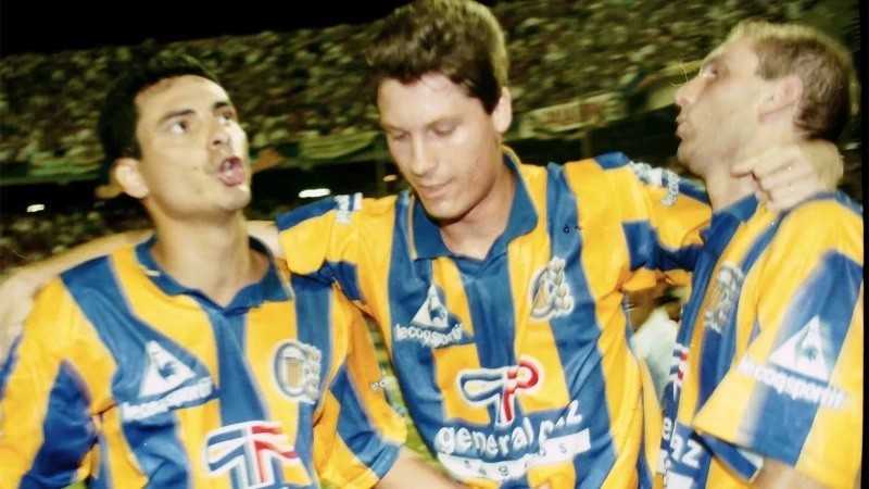 Con el Polillita y con Petaco. 