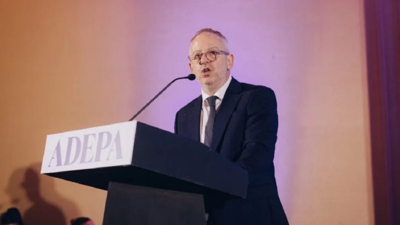 El presidente de Adepa llamó a defender la libertad de expresión.