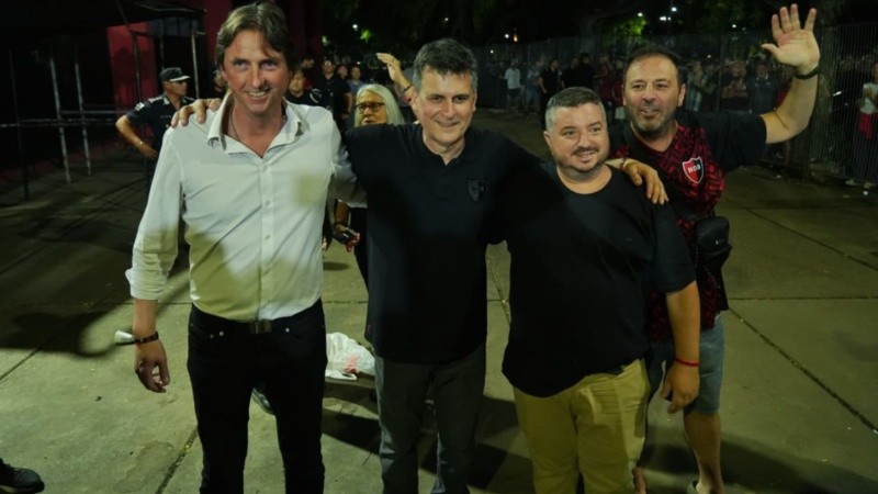 ¿Unidad? Julián González, Ignacio Boero y Juan Cúneo tras el triunfo de Unen. (Alan Monzón / Rosario3)&nbsp;