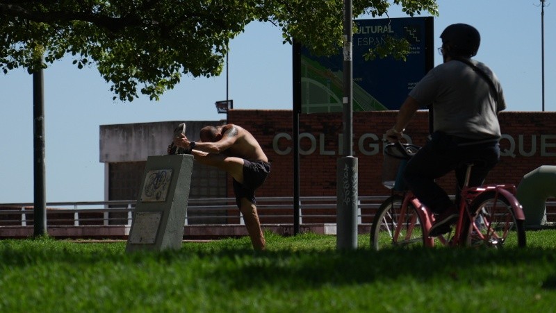 Ejercicio físico en espacios públicos de Rosario (Alan Monzón)&nbsp;