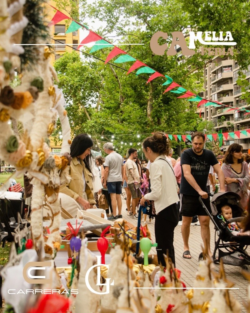 &nbsp;Mercado navideño en el Hipódromo de Rosario. Organiza: Feria La Camelia