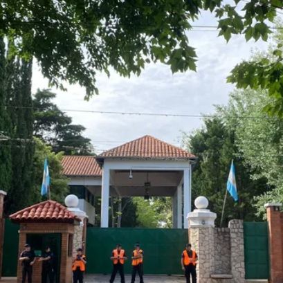 El acceso a la residencia presidencial de Olivos.