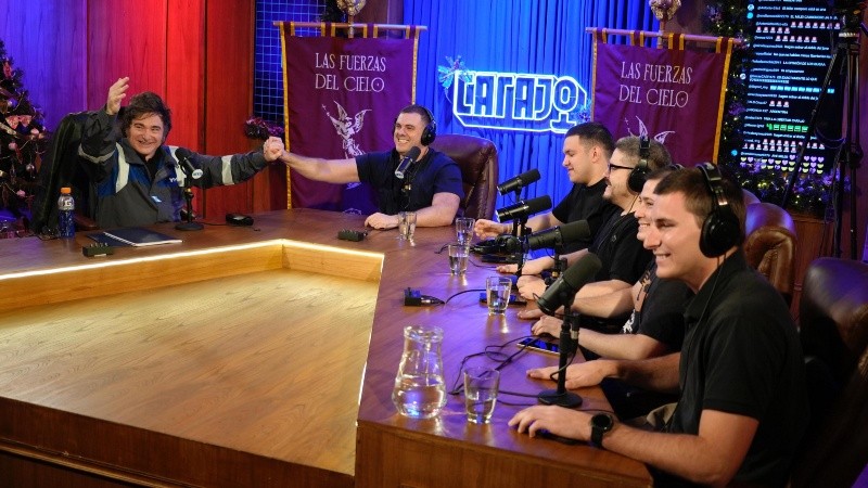 El presidente Milei de invitado en el programa de Daniel Parisini en el stream Carajo.