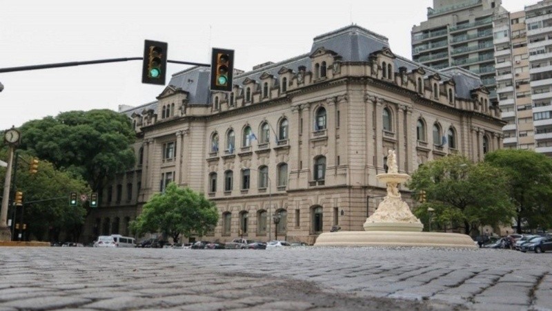 El edificio de la ex Aduana de Rosario.
