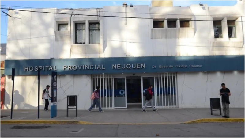 El Hospital Provincial de Neuquén, donde ingresó un paciente en grave estado.