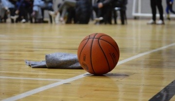 El plantel profesional de Sportsmen Unidos rompió el silencio con un fuerte descargo, calificando la medida de 