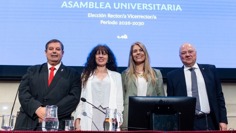 Laura Tarabella fue electa casi por unanimidad junto Liliana Dillon, quien ocupará la vicerrectoría hasta 2030.