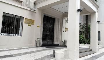 Pese a la mejora, la expresidenta seguirá en observación.