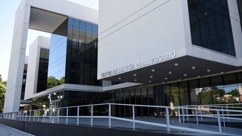 Dos grupos empresarios que pasaron de recorrer el mercado a transitar los pasillos del Centro de Justicia Penal