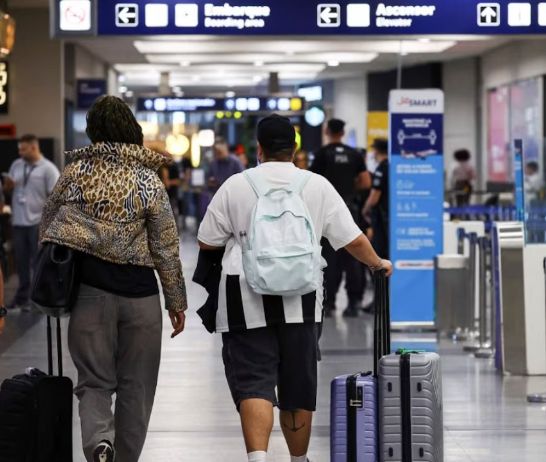 La cantidad de argentinos que viajaron al exterior se incrementó más de un 15% en noviembre.