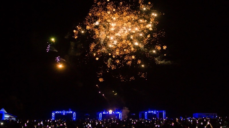 &nbsp;Fuegos artificiales insonoros para la noche.