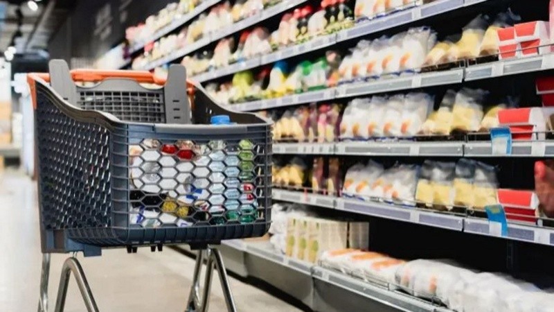 Las ventas en supermercados registraron su primer dato positivo en siete meses.
