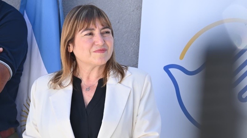 Estrella Moreno, máxima autoridad de la Defensa de Santa Fe.
