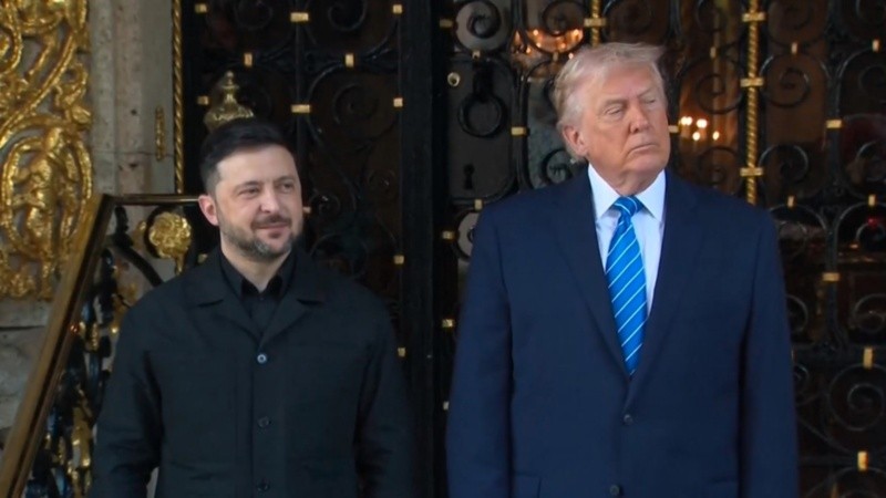 Los mandatarios antes del encuentro en Florida.