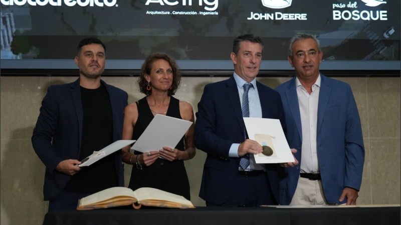 Javkin destacó el aporte del sector privado para hacer posible la ampliación, 