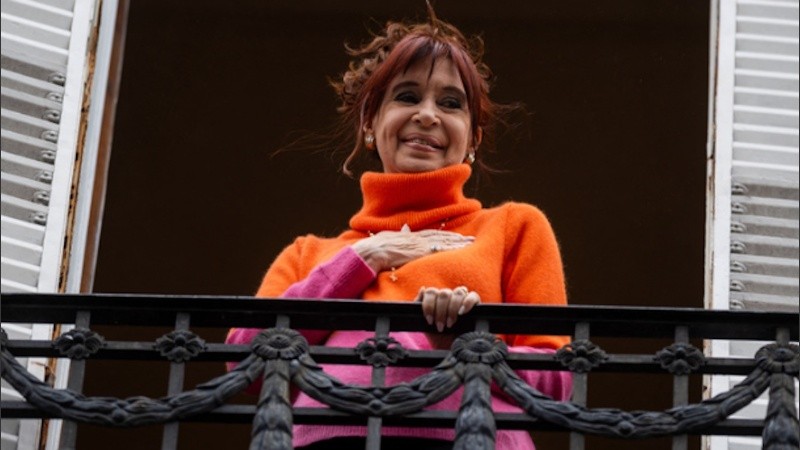 La exmandataria tiene 72 años y lleva más de una semana internada.