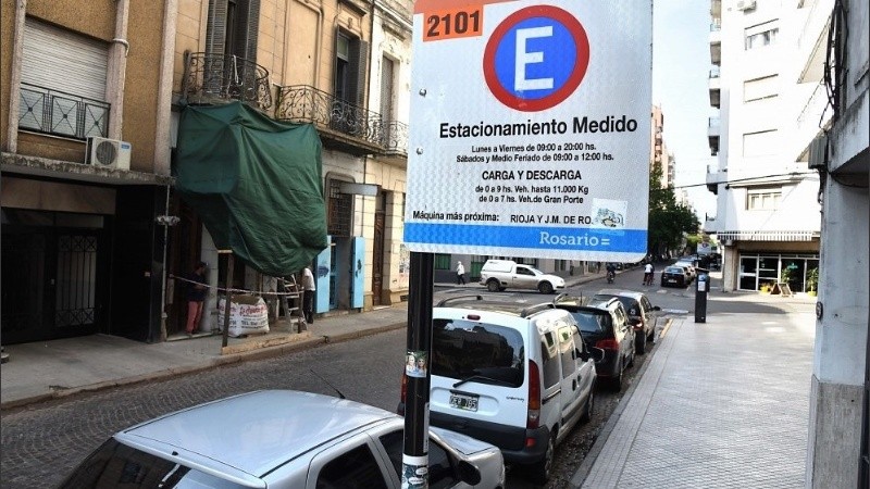 El estacionamiento medido no se cobra por ser feriado nacional.