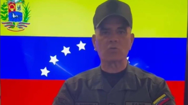 Padrino López aseguró que habrá despliegue militar para impedir el 