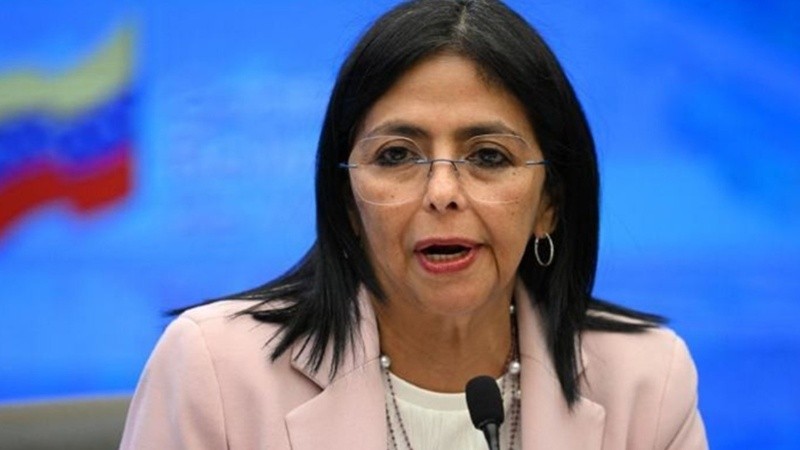 La vicepresidenta de Venezuela rechazó la transición anunciada por Trump.