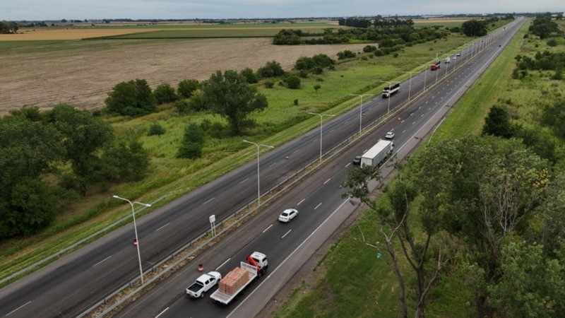 La obra agilizará y mejorará el tránsito en la autopista