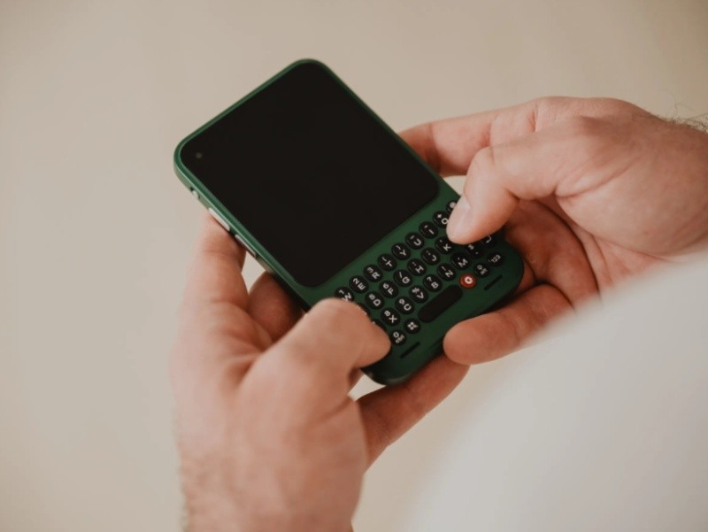 El Clicks Communicator llegará primero a Estados Unidos y se venderá por USD 499.