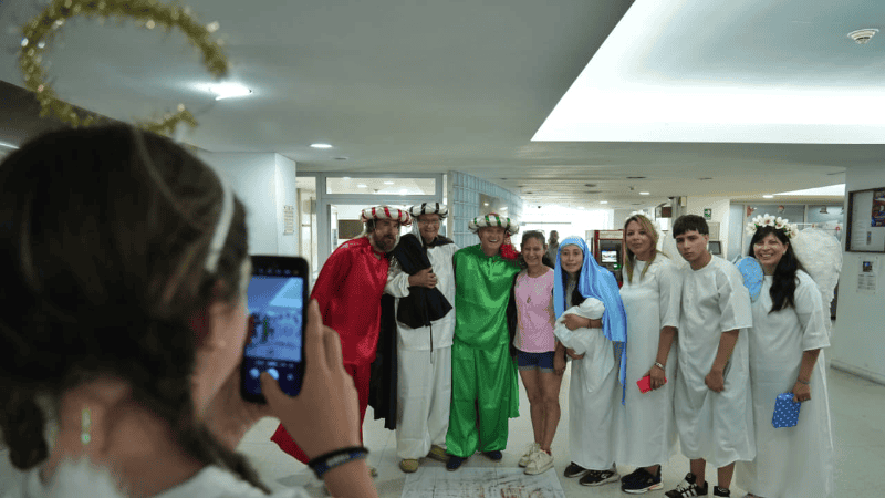 Los reyes magos se sumaron al pesebre.