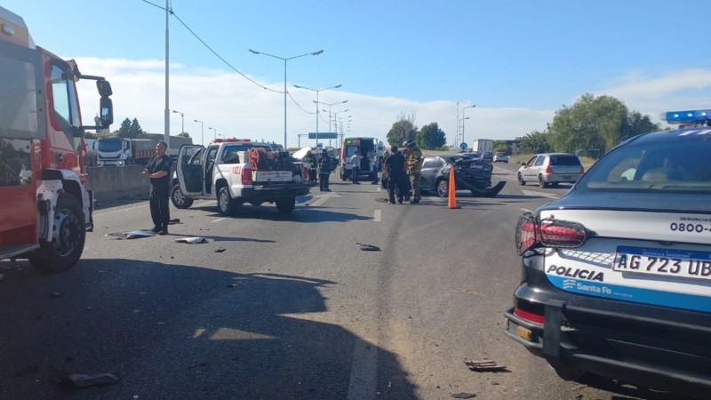 Cuatro vehículos chocaron este martes cerca de las nueve de la mañana en Circunvalación.
