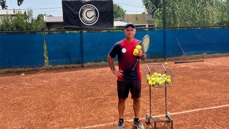 Cristian Amsler, de CECA Tenis.