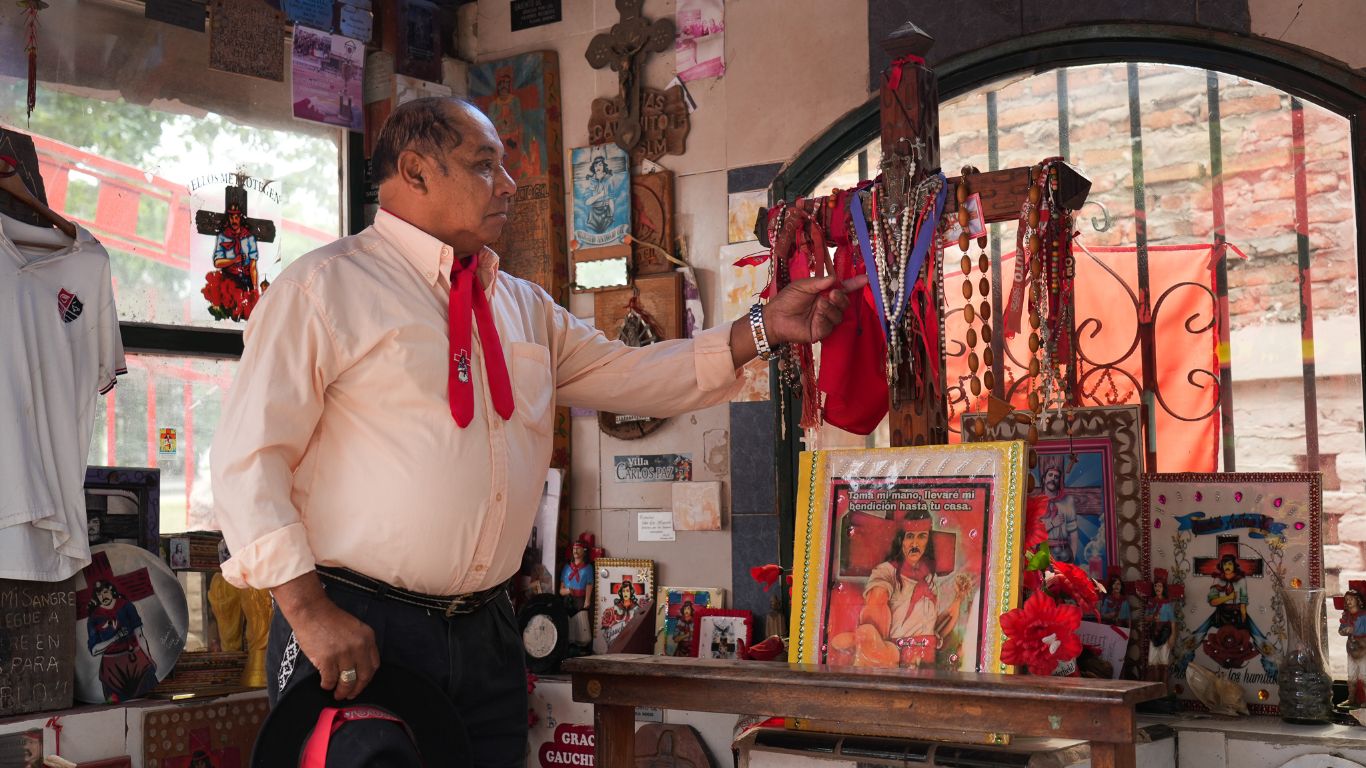 Gauchito Gil, santuario de Funes.