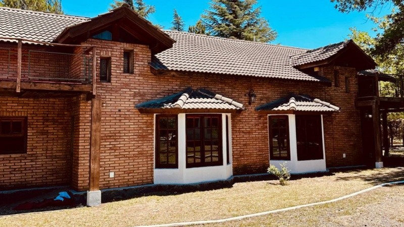 Obras Sanitarias adquirió un complejo de cabañas en Villa General Belgrano