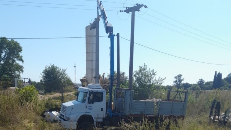 Además del operario fallecido, otros dos resultaron heridos y están internados en Firmat. (Foto: Pueblo Regional)