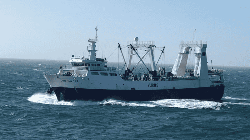 Otro buque ilegal con bandera de Vanuatu detectado durante el 2025.