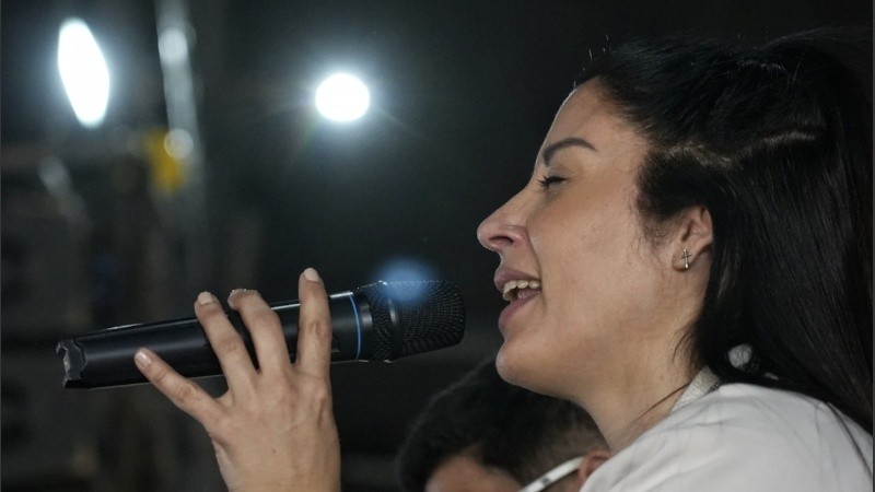 Leda convoca a sus seguidores para el próximo 24 de enero en el club Reflejos.