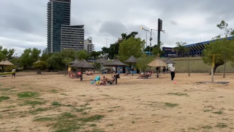 Se trata de un espacio peligroso y no autorizado para pescar.