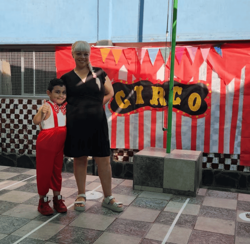 Las víctimas fueron identificadas como Gisela Mercedes Yurka, de 41 años, y Gabriel Saru Ovejero, de 7. 