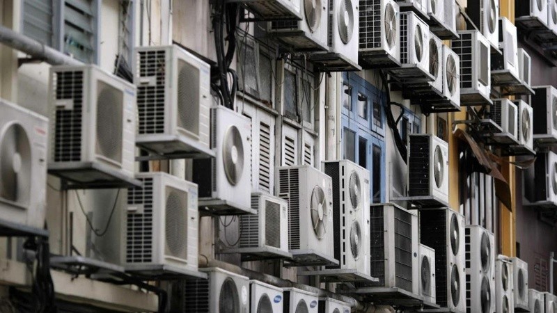 Durante el verano la ciudad mantendrá el tope general de 300 kWh subsidiados.