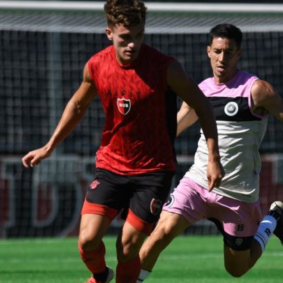 Los 11 que comenzaron: Arias, Méndez, Goitea, Salcedo, Luciano; Acuña, Gómez Mattar, Sotelo, Guch, Herrera y Hoyos.