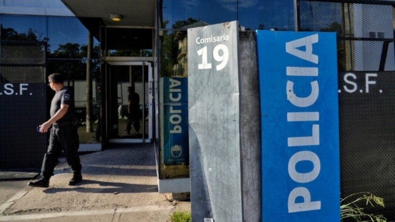 El agresor se entregó en la comisaría 19.