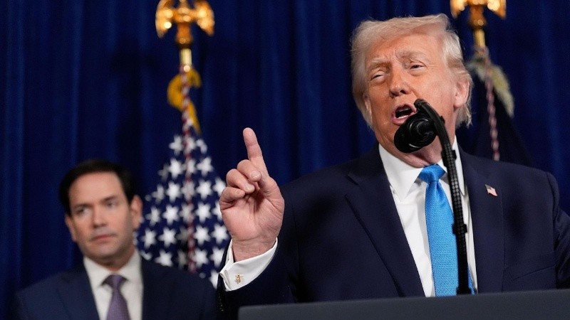 Trump anunció que Venezuela solo comprará productos fabricados en Estados Unidos con el dinero de las ventas de su petróleo.