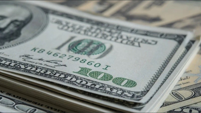 El blue subió a $1.505 para la venta y $1.485 para la compra, con spread de $20.