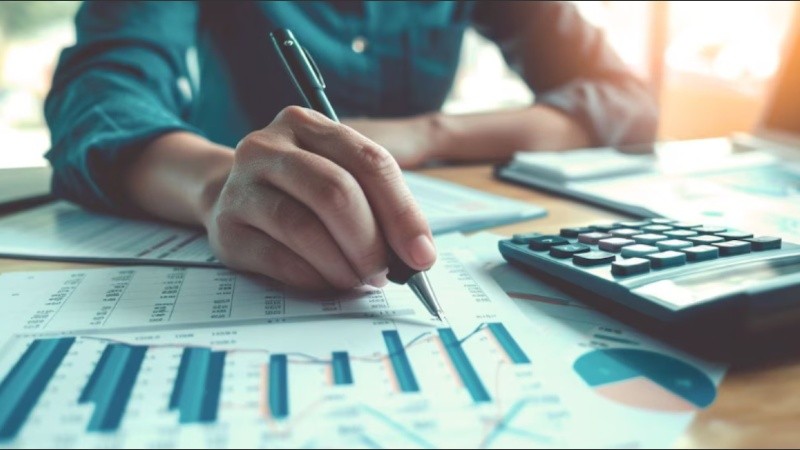 Arca difundió nuevas deducciones personales y escalas para el impuesto a las ganancias aplicable en 2026.