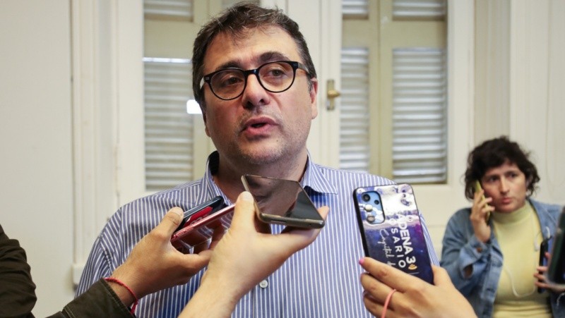 Chale defendió los cambios en el ingreso a las plantas permanente y transitoria del municipio y aseguró que es 