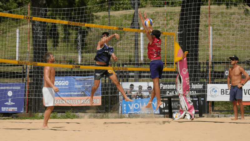 La arena de La Florida, un lugar ideal para disfrutar de vóley playa del más alto nivel. (Foto: Alan Monzón / Rosario3)